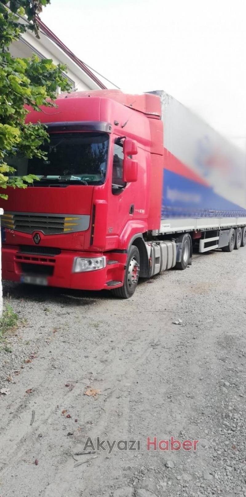 Tır ve kaldırıma bırakılan araçra ceza yağdı