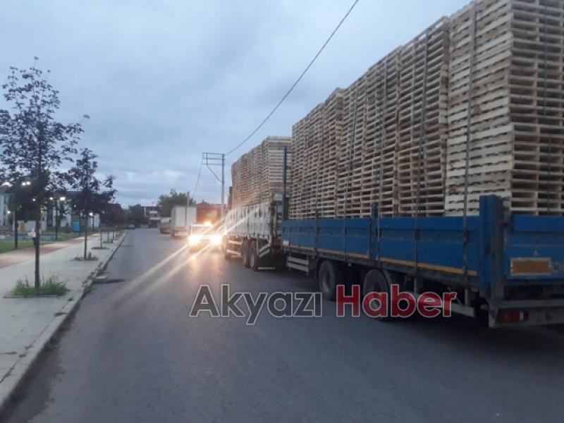 Tır ve kaldırıma bırakılan araçra ceza yağdı