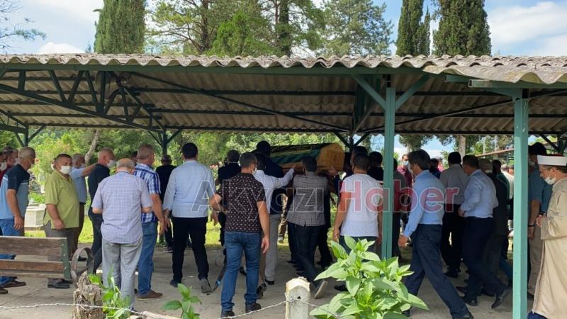 Patlamada ölen Akyazılı Erhan Ateş toprağa verildi