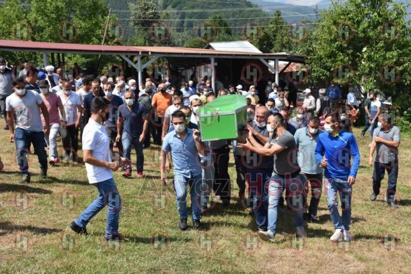 16 yaşındaki Ali gözyaşları içinde toprağa verildi