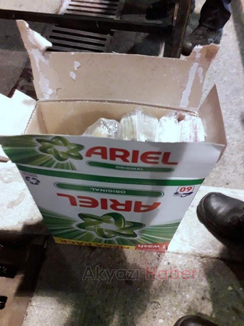 Gurbetçi Sırp sınırında 100 bin sterlin yakalattı