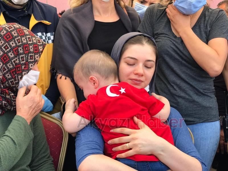 Akyazı'nın damadı şehit pilot son yolculuğuna uğurlandı
