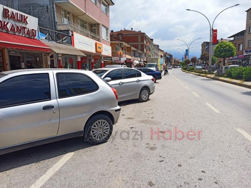 Yasağa rağmen yeni park düzenine uymuyorlar