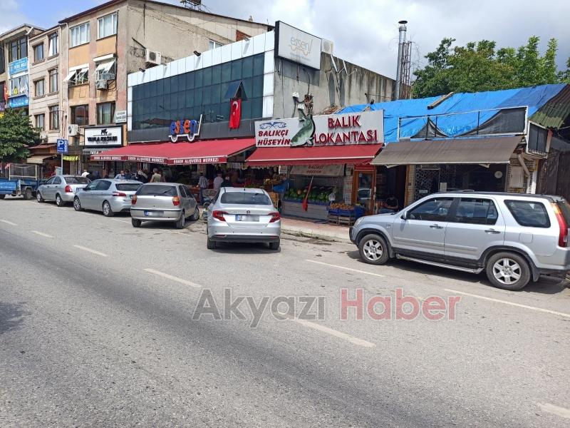 Yasağa rağmen yeni park düzenine uymuyorlar