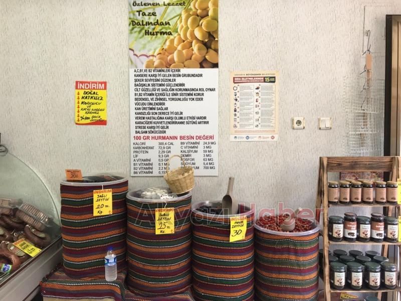 Kütahya'nın meşhur Ertaş Damak Sucukları Akyazıda