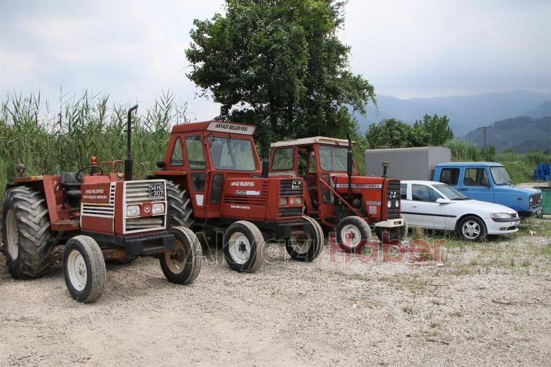 Akyazı belediyesi araç satıyor