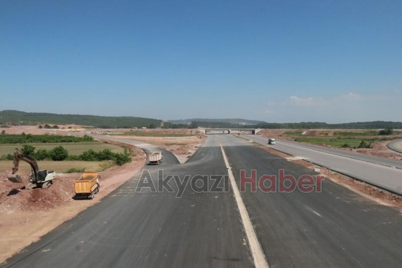 Asfalt serimi devam ediyor