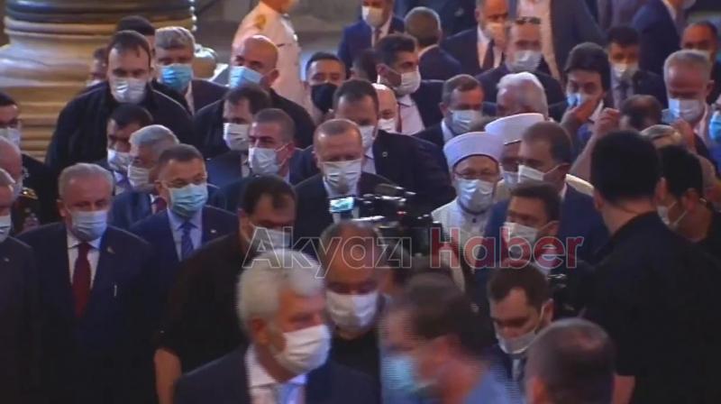 Cumhurbaşkanı Erdoğan Ayasofya'da