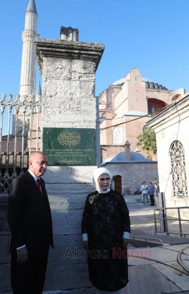 Ayasofya bugün aslına rücu etti