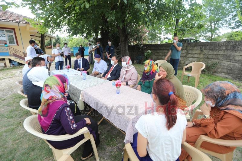 Şehit ailesini ziyaret ettiler