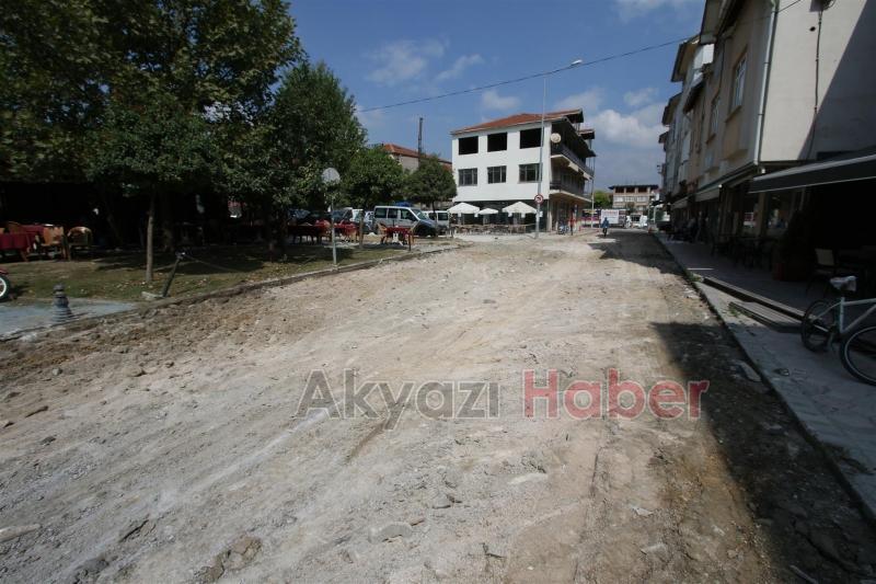 Asfalt kalktı parke geldi, parke gitti asfalt geliyor