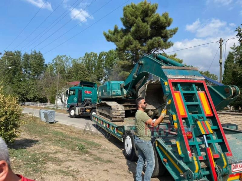 Akyazı'da dere yatakları ıslah ediliyor