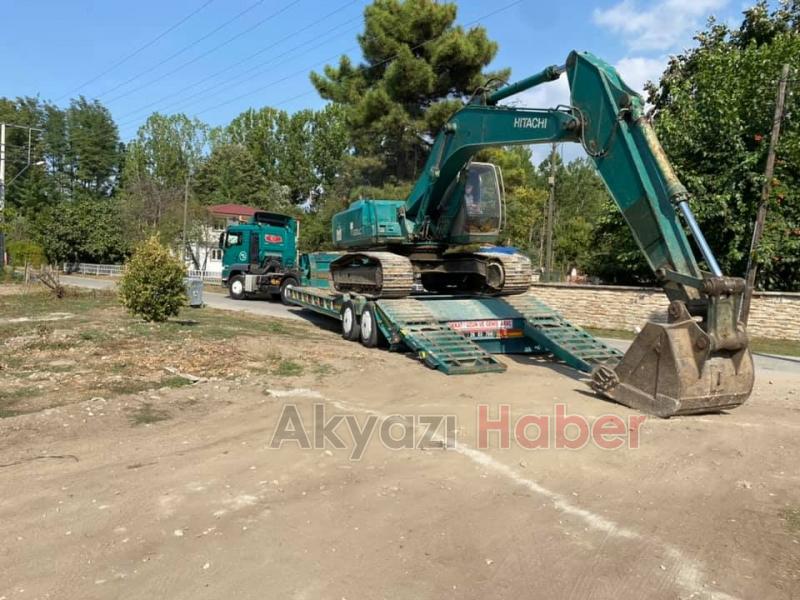 Akyazı'da dere yatakları ıslah ediliyor