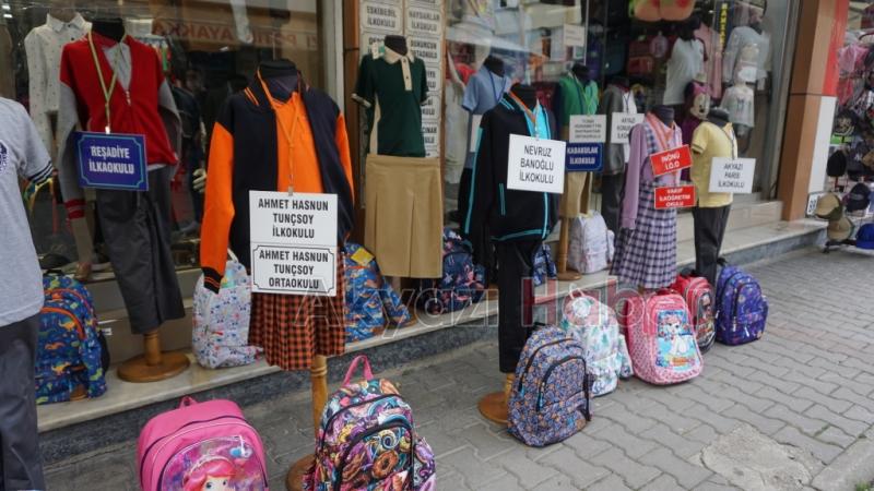 Tüm Okul Kıyafetleri Taşkınlar Konfeksiyonda