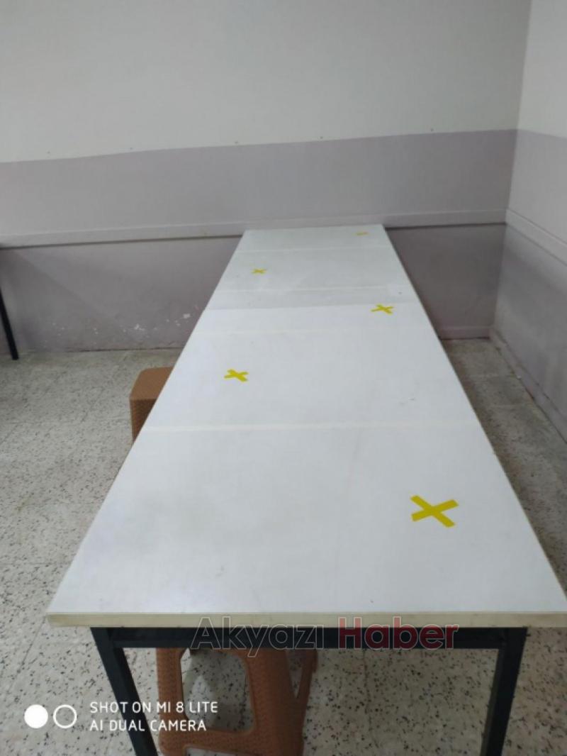 Akyazı'da iki okul Okulum Temiz belgesi aldı