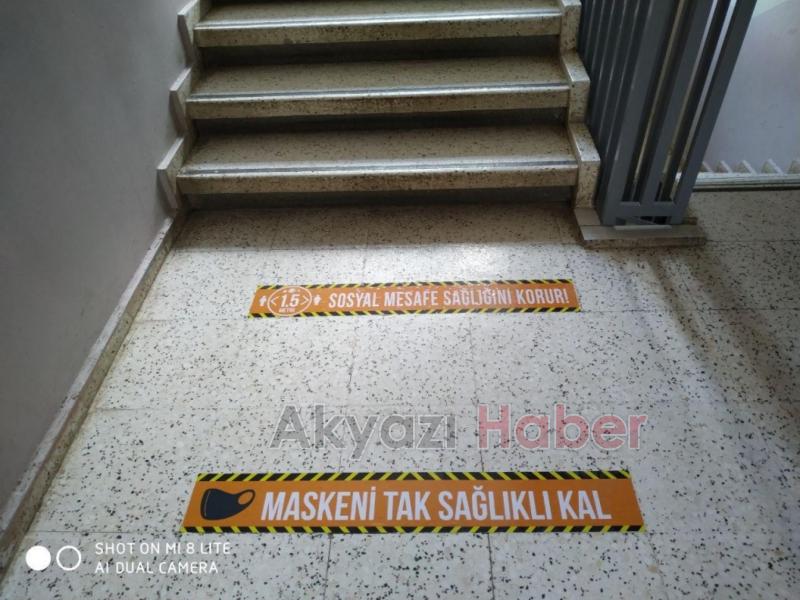 Akyazı'da iki okul Okulum Temiz belgesi aldı