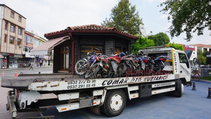 Jandarmadan kaçıp pasaja böyle daldı