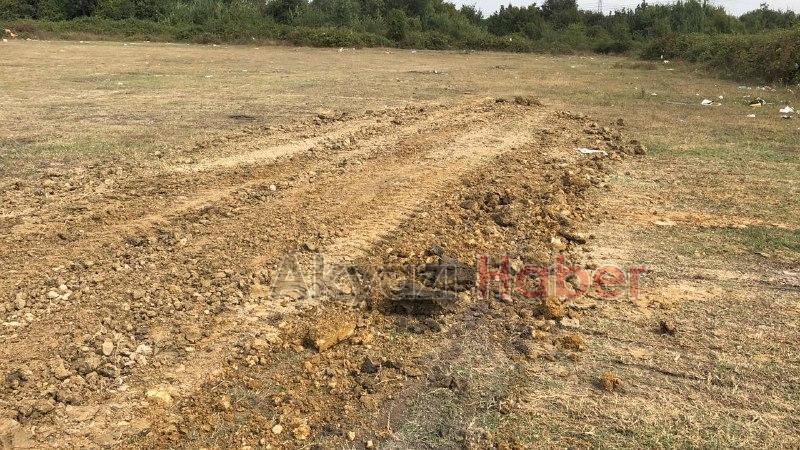 Akyazı'da esrarengiz kazı