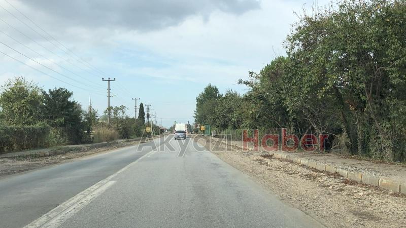 Akyazı'ya ulaşımı sağlayacak köprü tepki topladı