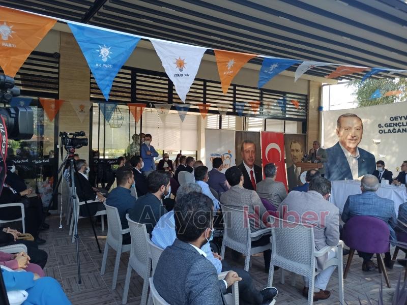 AK Parti Geyve İlçe Gençlik Kolları kongresi yapıldı