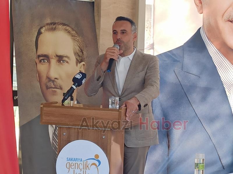 AK Parti Geyve İlçe Gençlik Kolları kongresi yapıldı