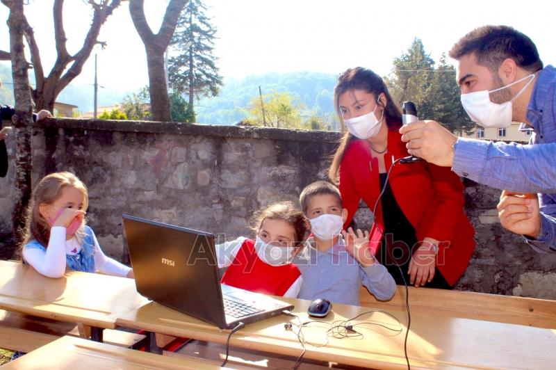 EBA mobil destek aracı Akyazıya geldi