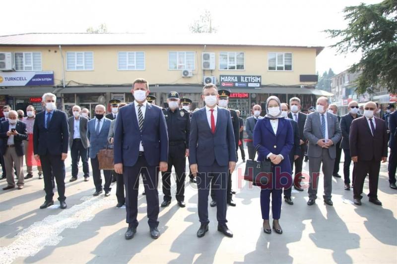 Akyazı'da Cumhuriyetin 97. yıl dönümü kutlanıyor