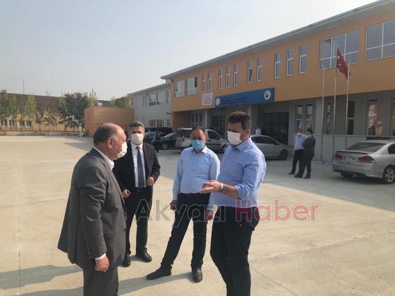 TOBB Hüsamettin Bayraktar Ortaokulu'na ziyaret