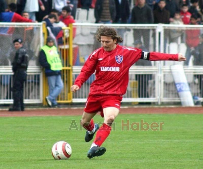 Türkiye'nin en kapsamlı futbol okulu Akyazı'da 