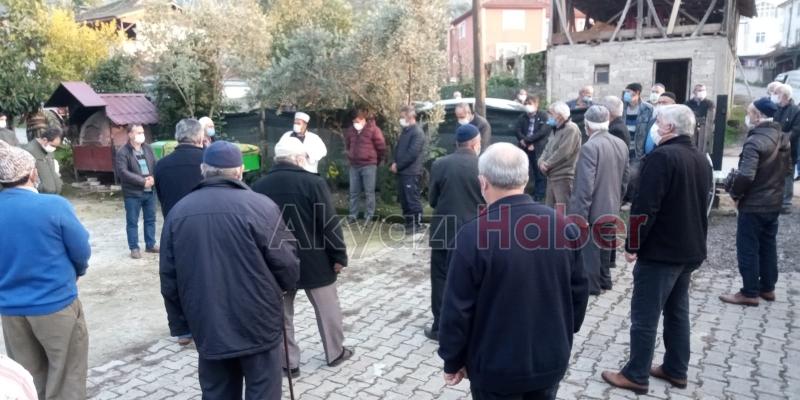 Traktörün altında kalan 4 çocuk babası öldü