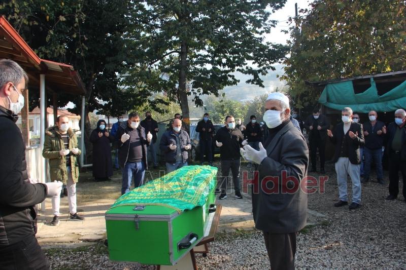 Ahmet Akcan koronaya yenik düştü