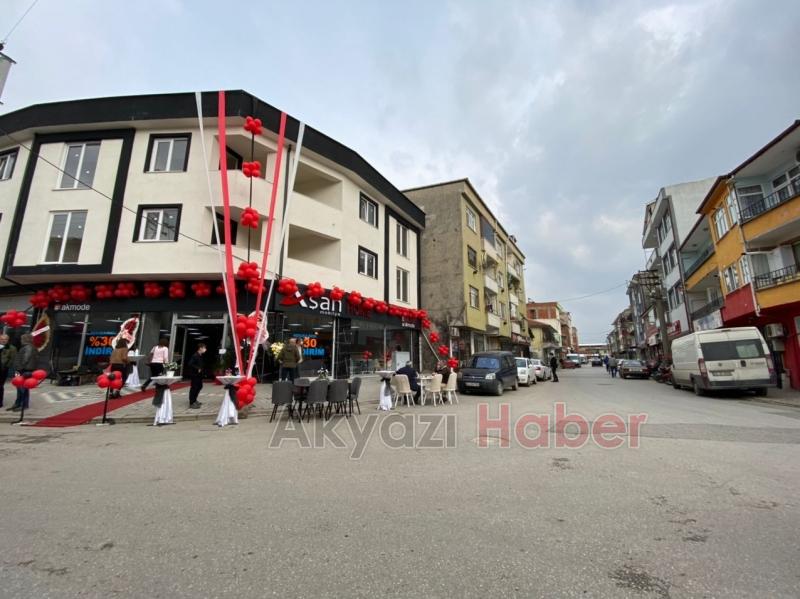 Aşan Mobilya Dualarla Açıldı