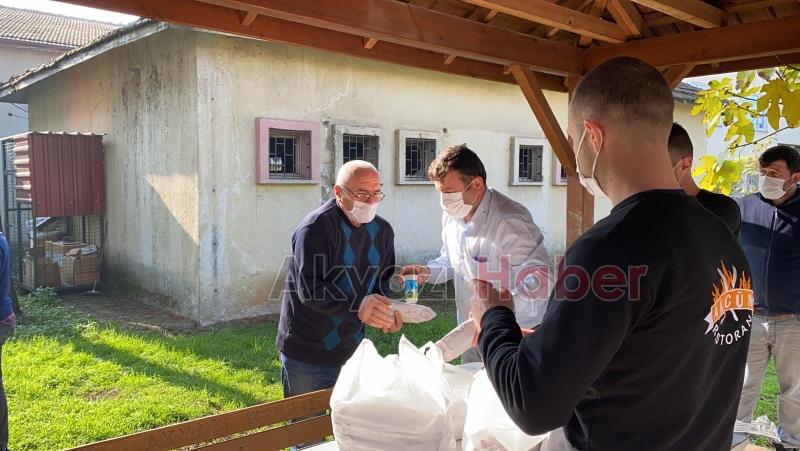 Akgün Restoran'dan filyasyon ekiplerine yemek ikramı