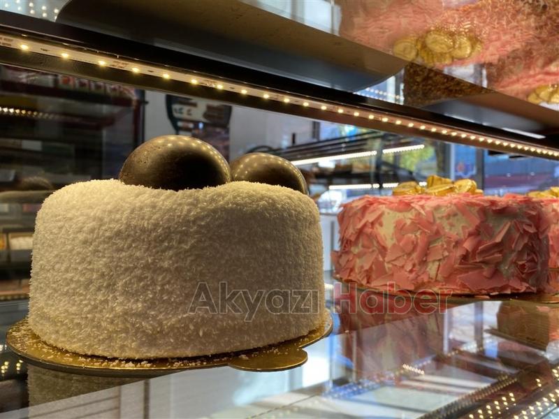 Balinay Pastanesi Paket Servise Başladı