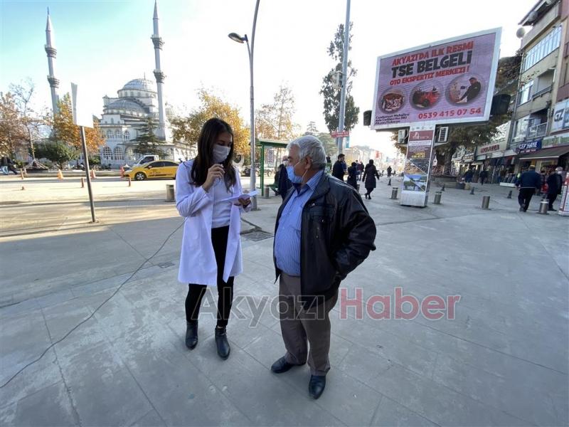Akyazı'da sokak röportajında doktorlar sordu, vatandaşlar cevapladı