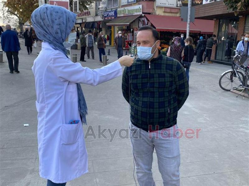 Akyazı'da sokak röportajında doktorlar sordu, vatandaşlar cevapladı