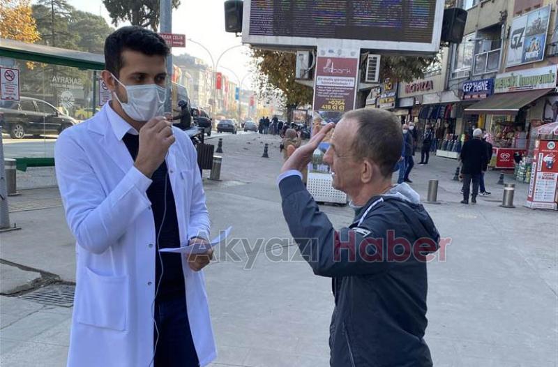 Akyazı'da sokak röportajında doktorlar sordu, vatandaşlar cevapladı