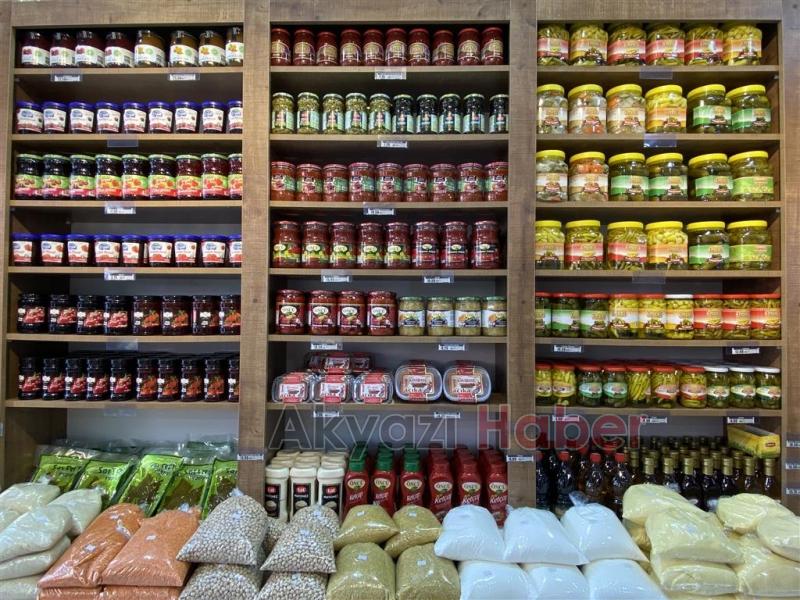 Peynirci Raşit Büyük İndirimlerle Açıldı