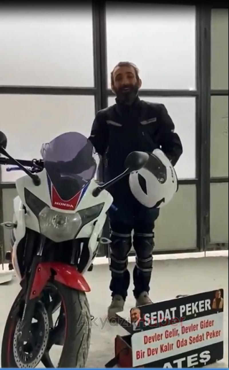 Sedat Peker Akyazılı hayranına motosiklet hediye etti