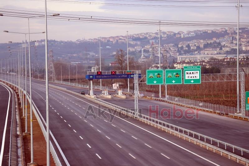 Cumhurbaşkanı, otoyolun Akyazı-İzmit kesimini açtı