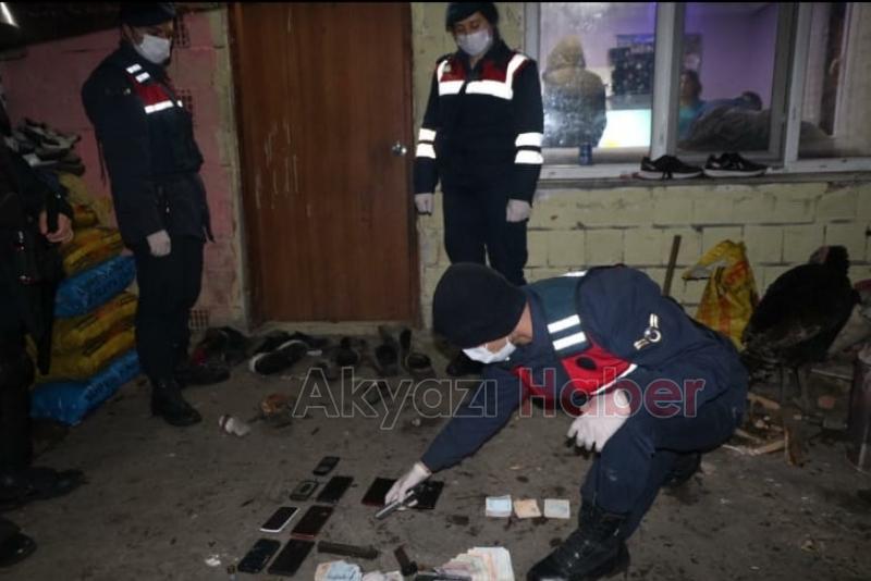 150 jandarma katıldı Akyazı'da dev operasyon