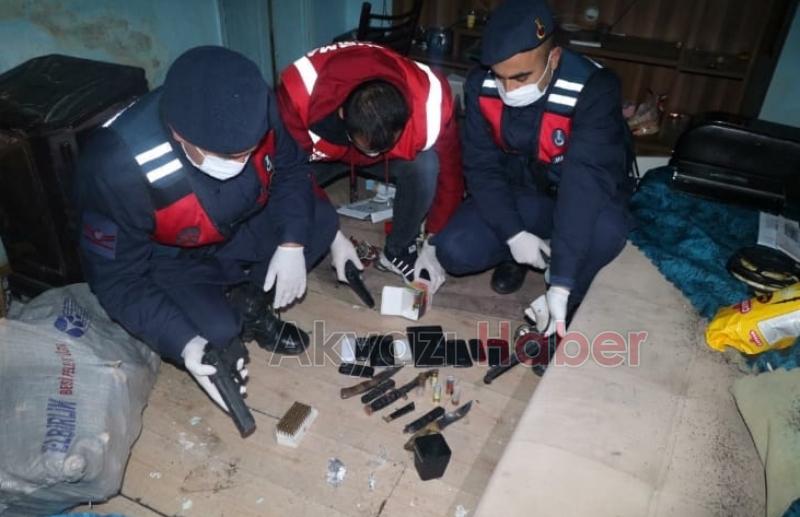 150 jandarma katıldı Akyazı'da dev operasyon