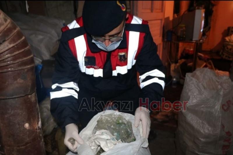 150 jandarma katıldı Akyazı'da dev operasyon