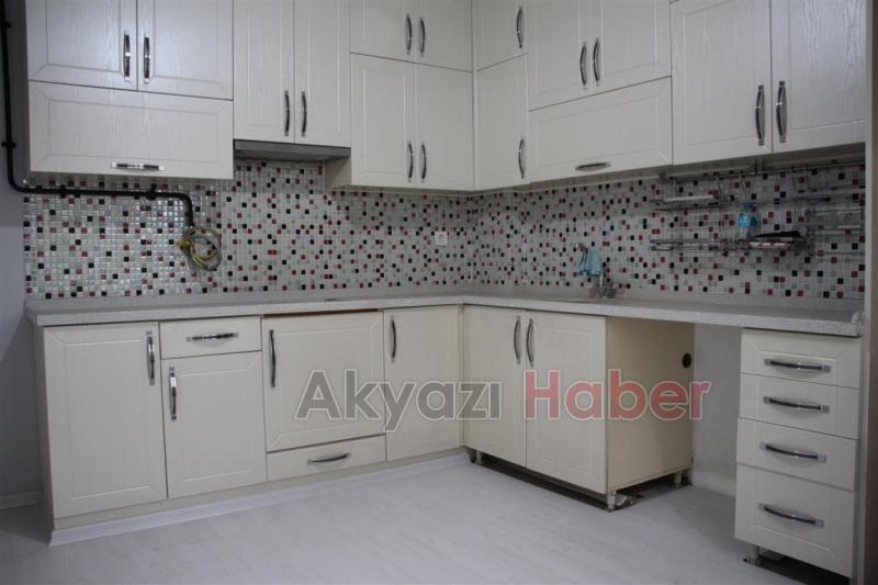 Akyazıda Satılık Daire