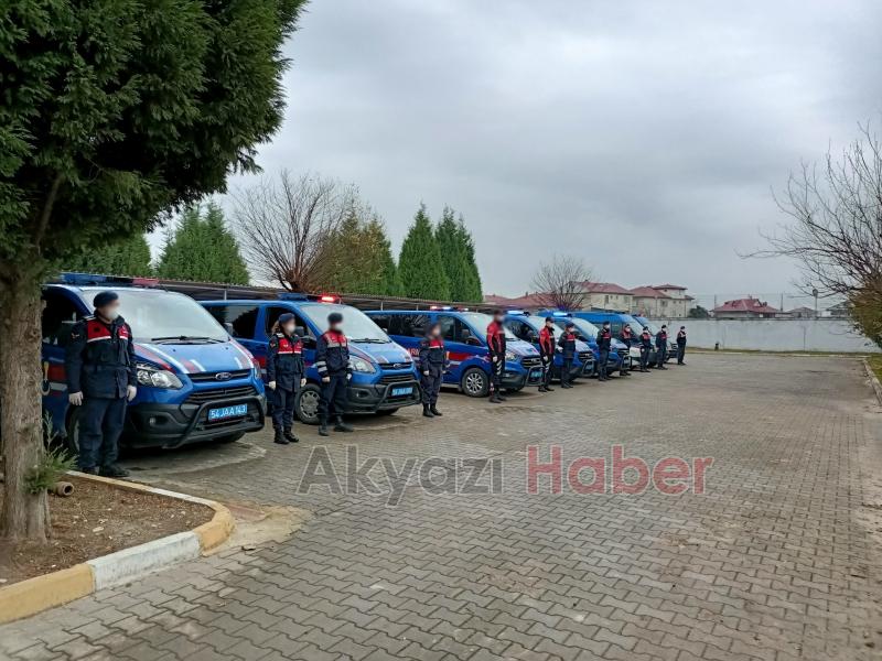 Akyazı'daki dev operasyonda 11 kişi tutuklandı