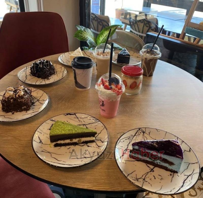 Mahfel Cafe lezzetli menüleriyle hizmetinizde