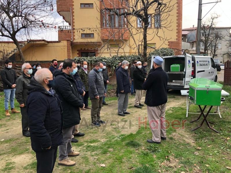 57 yıllık karı koca 5 saat arayla vefat ettiler