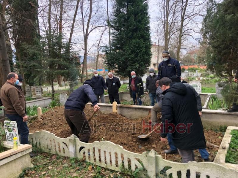 57 yıllık karı koca 5 saat arayla vefat ettiler