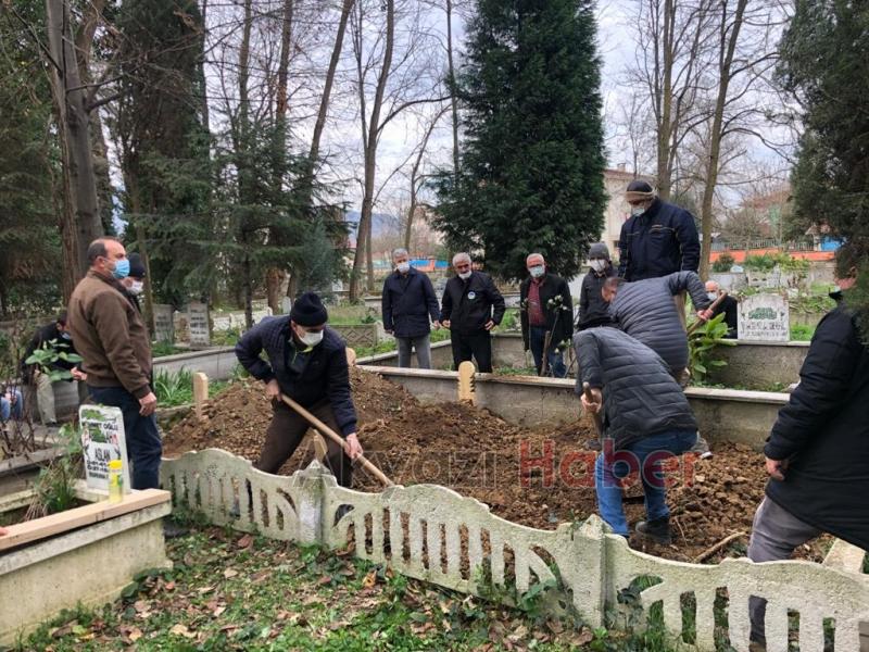 57 yıllık karı koca 5 saat arayla vefat ettiler
