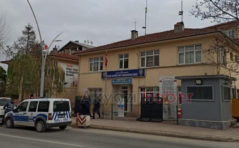 Akyazı polisi uyuşturucuya darbe vurarak yeni yıla girdiler
